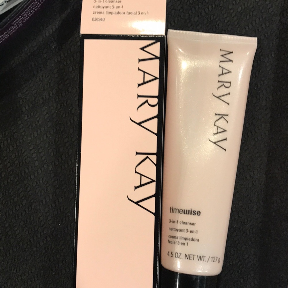 Mary Kay Cleanser